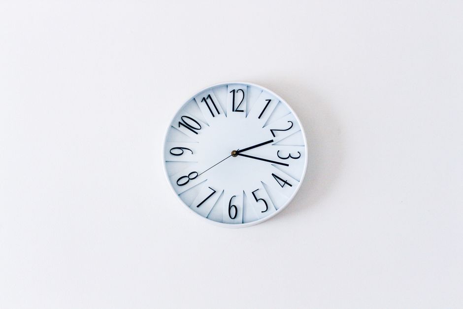 Illustration related to hours